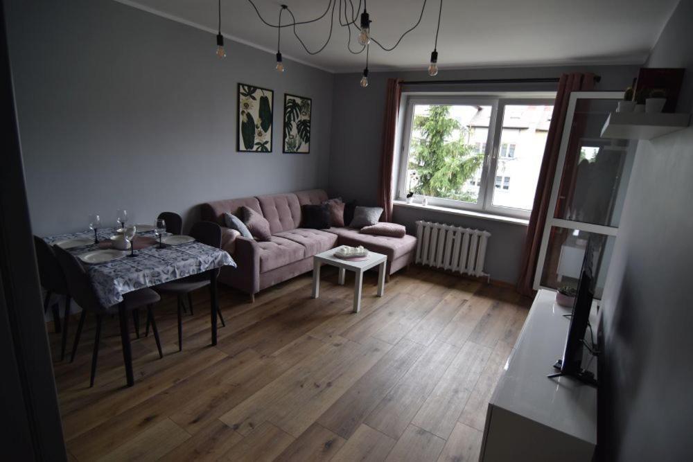 Trzypokojowy Apartament Apartment กดัญสก์ ภายนอก รูปภาพ